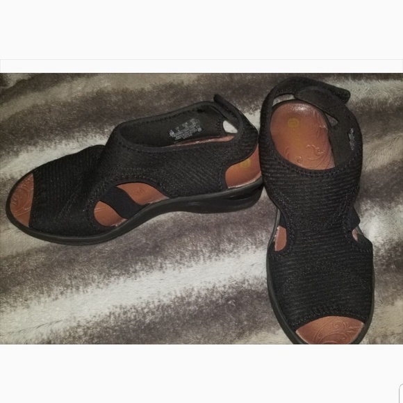 bzees women's dream sandal